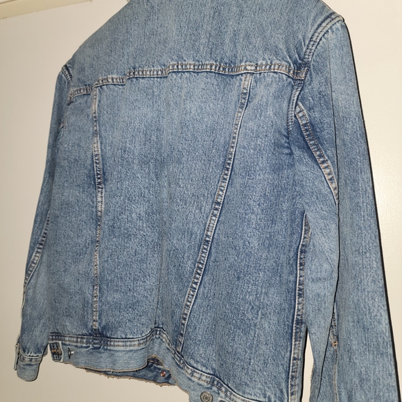 Old Navy Cream Sherpa Jacket - Picture 3 of 4